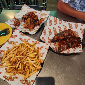 Phil's BBQ - Barbeque Near Me - Temecula, California