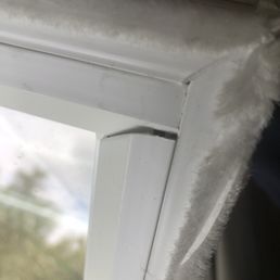 Short glaze bead = exterior-facing gaps in the window frame that can let cold air and/or water into the insulated frame.