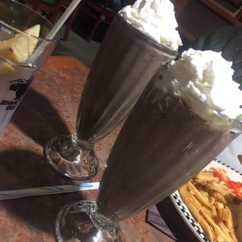 Black Bear Diner - Diners Near Me - Colma, California