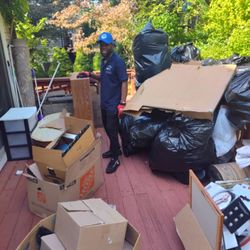 Reliable Junk Removal & Cleaning Services