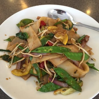 Lan Pan Asian Cafe - Vegetable Flat noodles $9.95 - Pan Asian Near Me - Miami, Florida Lan Pan Asian Cafe - Vegetable Flat noodles $9.95 - Pan Asian Near Me - Miami, Florida