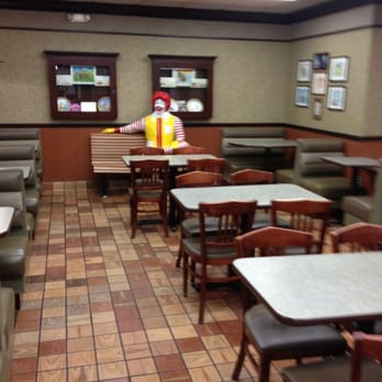 McDonald's - The clown - Burgers Near Me - Clinton, New Jersey