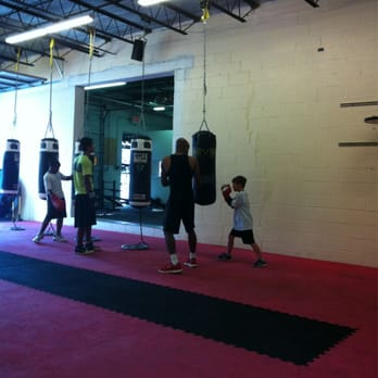 Donte's Boxing Gym - Boxing with Donte - Trainers Near Me - Derwood, Maryland