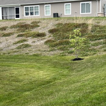 Redwood Living - Apartments Near Me - Independence, Ohio Redwood Living - Apartments Near Me - Independence, Ohio
