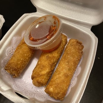 RiceUp Asian Kitchen - 3 Egg Rolls - Japanese Near Me - Weston, Florida RiceUp Asian Kitchen - 3 Egg Rolls - Japanese Near Me - Weston, Florida