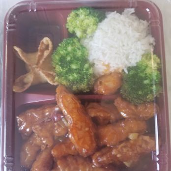Chef K - Sweet and sour chicken lunch. Steamed rice and won ton - Chinese Near Me - Temecula, California