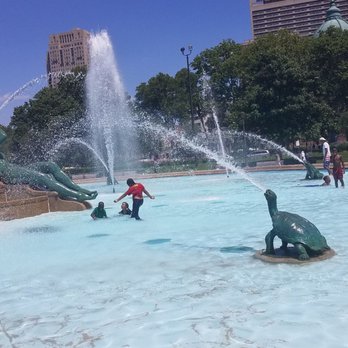 Logan Circle - Parks Near Me - Philadelphia, Pennsylvania