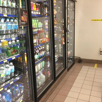 7-Eleven - Sunoco of Newton -- 325 Boylston Street / Route 9, Newton         Interior - Gas Stations Near Me - NEWTON CENTER, Massachusetts