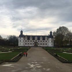 Gymnasium Schloss Neuhaus
