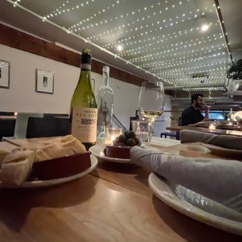 Allora - Upstairs area, olive and bread small plates - Italian Near Me - Portland, Oregon