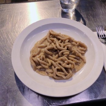 Padella - Cacio e pepe - Italian Near Me - London, XGL Padella - Cacio e pepe - Italian Near Me - London, XGL