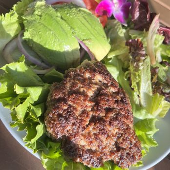 Barefoot Beach Cafe - Burger sans bun and salad - Breakfast & Brunch Near Me - Honolulu, Hawaii
