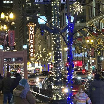 Navy Pier - Walking the winter streets of Chicago after Christmas - Landmarks & Historical Buildings Near Me - Chicago, Illinois