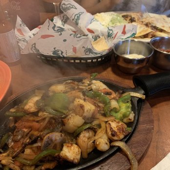 Las Palmas 2 - Shrimp Fajitas Shrimp Quesadilla - Mexican Near Me - Virginia Beach, Virginia Las Palmas 2 - Shrimp Fajitas Shrimp Quesadilla - Mexican Near Me - Virginia Beach, Virginia