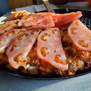 Cruisers Pizza - Pizza Near Me - Packwood, Washington
