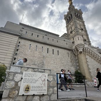Basilique Notre-Dame de la Garde - Churches Near Me - Marseille, 13