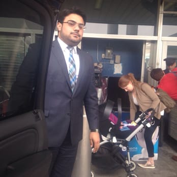 Future Limo - Yes... This is what I call VIP treatment.... And kindness all around. - Airport Shuttles Near Me - New York, New York