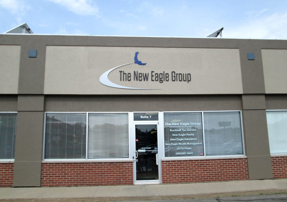 THE NEW EAGLE GROUP Updated October 2024 3250 Kennedy Cir, Dubuque