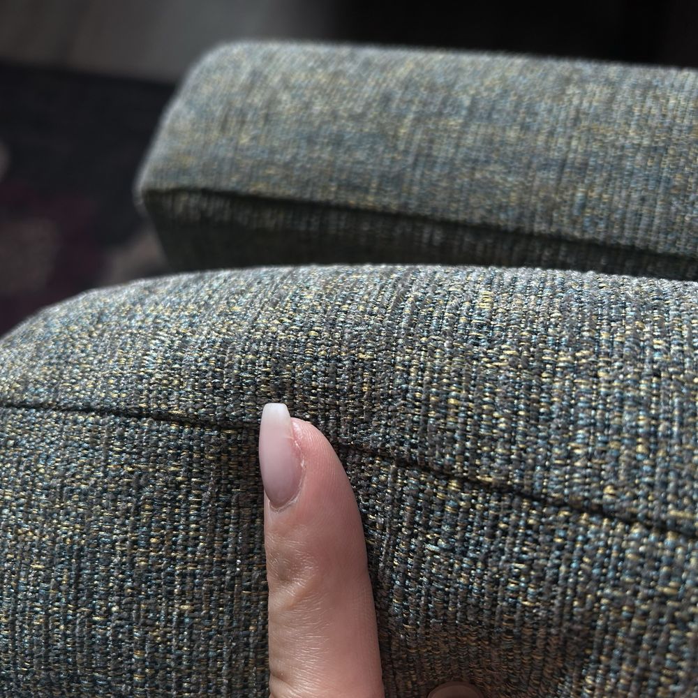 Nailsneedlove Studio II - Cracked at base of the tip. - Nail Salons Near Me - Long Beach, California Nailsneedlove Studio II - Cracked at base of the tip. - Nail Salons Near Me - Long Beach, California