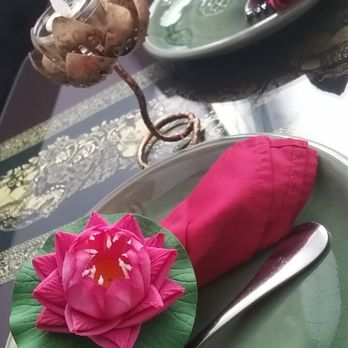 Bua Thai Restaurant - Thai Near Me - Aurora, Colorado