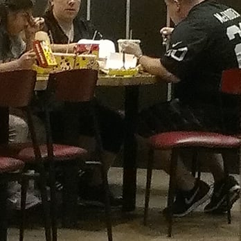 Panda Express - Raider FAMILY, in MARCH. Yep. Locals - Chinese Near Me - Gustine, California