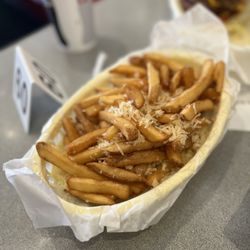 Jeffrey's Hamburgers - Garlic Fries