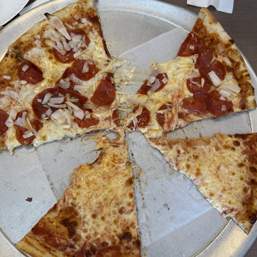 Chey's Pizza - Pizza - Pizza Near Me - Ceiba, Puerto Rico