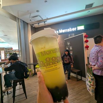 Tea Monster - Genmaicha with boba pearls - Coffee & Tea Near Me - Chicago, Illinois