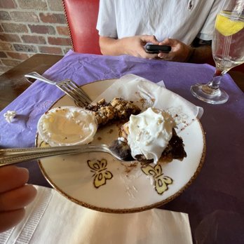 Il Sogno - Raspberry chocolate crumble with cream - Breakfast & Brunch Near Me - Palm Desert, California