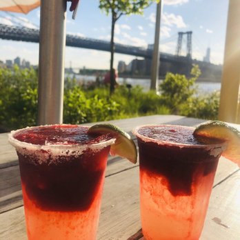 Domino Park - Parks Near Me - Brooklyn, New York