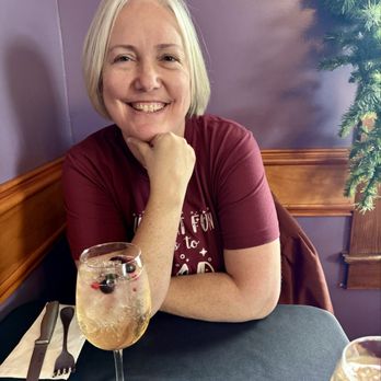 Vino Villa - Peach Sangria Holiday drink - Wine Bars Near Me - Greenwood, Indiana Vino Villa - Peach Sangria Holiday drink - Wine Bars Near Me - Greenwood, Indiana