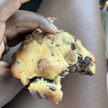 Levain Bakery - cookie - Bakeries Near Me - Venice, California