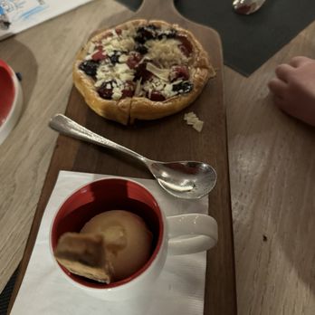Stretto Coastal Italian Table - Dessert pizza yummmm - Italian Near Me - Punta Gorda, Florida Stretto Coastal Italian Table - Dessert pizza yummmm - Italian Near Me - Punta Gorda, Florida