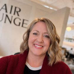 The Hair Lounge Salon - Thrilled with the cut and color!
