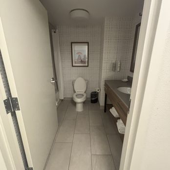 Hampton Inn Murrells Inlet/Myrtle Beach Area - Bathroom - Hotels Near Me - Murrells Inlet, South Carolina