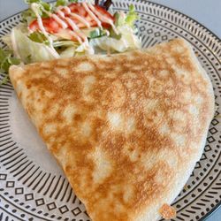 Zig Zag Cafe - Chicken tomato cheese pesto crêpe