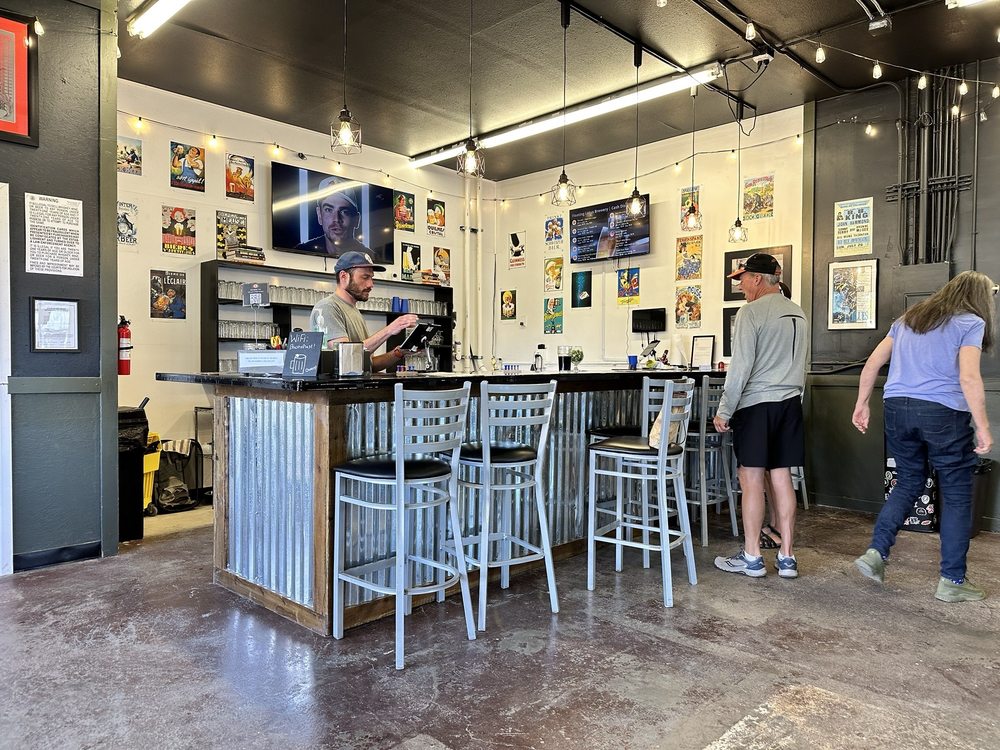 Floating Lotus Brewery Logo