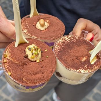 Two Sizes - Desserts Near Me - Rome, RM Two Sizes - Desserts Near Me - Rome, RM