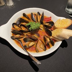 Jazz'd Tapas Bar - PEI mussels
