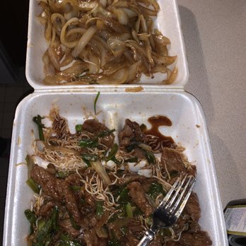 Moon Wok - Chinese Near Me - Cedar Hill, Texas