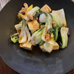 Naa Mo Thai Restaurant - Cashew Nut Style Dinner (Tofu)