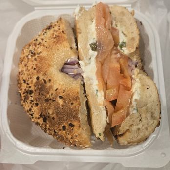 Bageloo - Lox bagel - Bagels Near Me - Pasadena, California