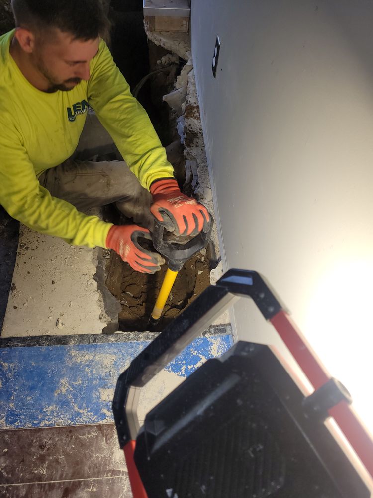 Slide of Len The Plumber