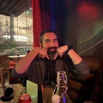 Dive Bar and Lounge - Dive Bars Near Me - Austin, Texas Dive Bar and Lounge - Dive Bars Near Me - Austin, Texas