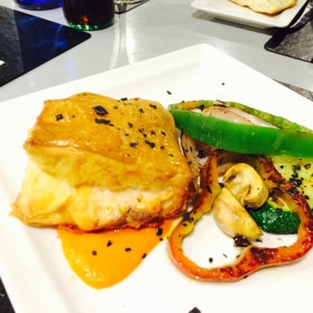 Madre de Dios - ¿Qué hay dentro de este hojaldre? - Tapas Bars Near Me - Murcia, MU Madre de Dios - ¿Qué hay dentro de este hojaldre? - Tapas Bars Near Me - Murcia, MU