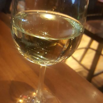 Bobby Van's Grill - White wine with dinner - Steakhouses Near Me - Jamaica, New York Bobby Van's Grill - White wine with dinner - Steakhouses Near Me - Jamaica, New York