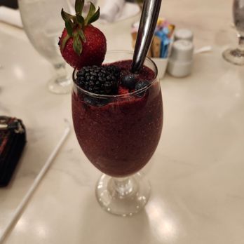 Sid's Cafe - Berry smoothie - American Near Me - Las Vegas, Nevada