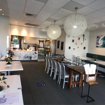 Bogart's Cafe - 12/2020 inside (some tables are not available for seating) - Breakfast & Brunch Near Me - Honolulu, Hawaii