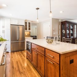 Ellis Cabinet and Millwork - Kitchen Remodel