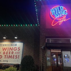 Wild Wing Cafe